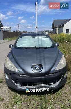 Хэтчбек Peugeot 308 2008 в Вышгороде