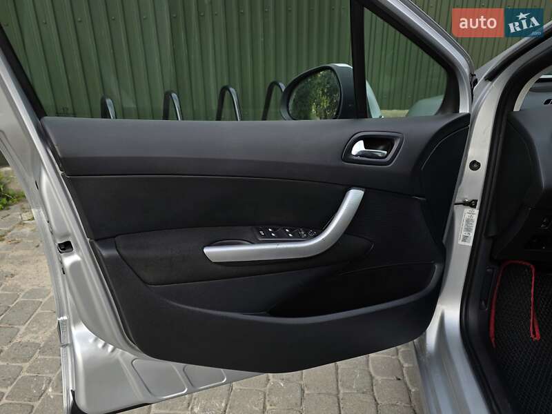 Універсал Peugeot 308 2008 в Тернополі
