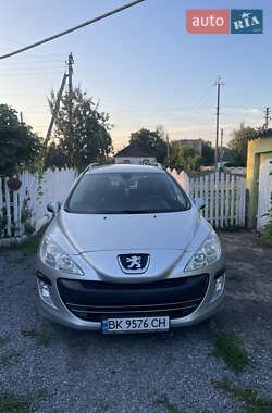 Універсал Peugeot 308 2010 в Млиніві