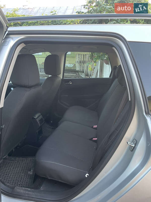 Універсал Peugeot 308 2010 в Млиніві