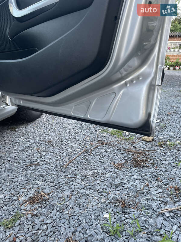 Універсал Peugeot 308 2010 в Млиніві