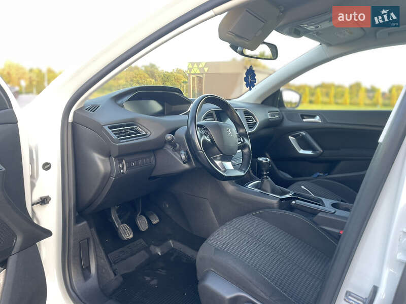 Универсал Peugeot 308 2021 в Луцке