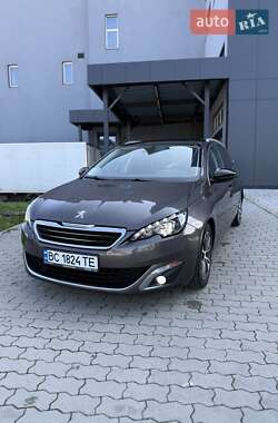 Універсал Peugeot 308 2015 в Рава-Руській
