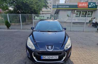 Хэтчбек Peugeot 308 2011 в Львове