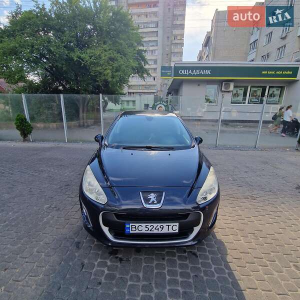 Peugeot 308 2011