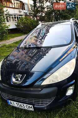 Универсал Peugeot 308 2010 в Киеве