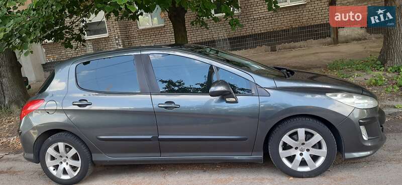 Peugeot 308 2010