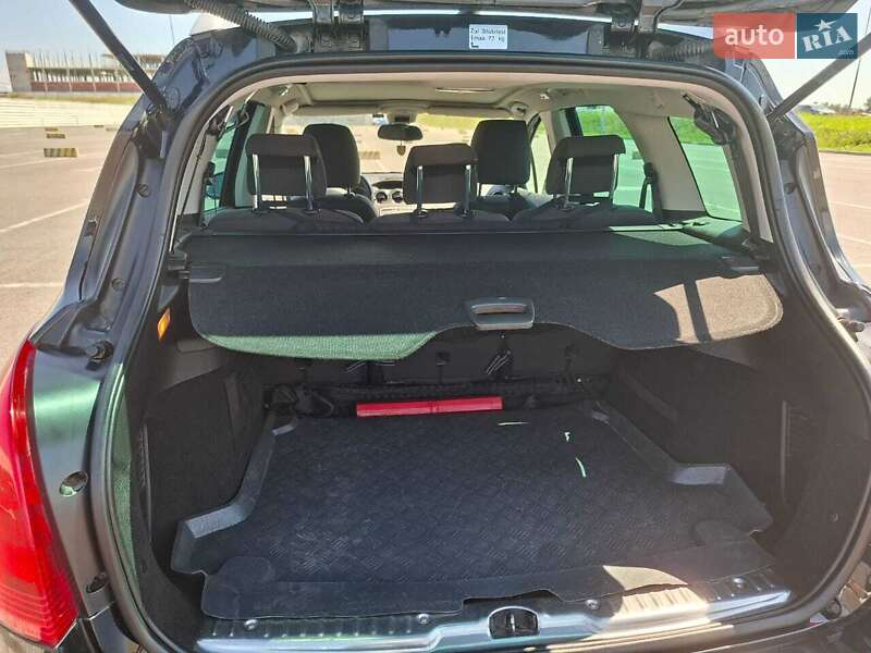 Універсал Peugeot 308 2010 в Львові