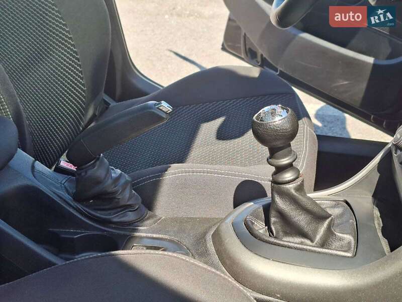 Універсал Peugeot 308 2010 в Львові