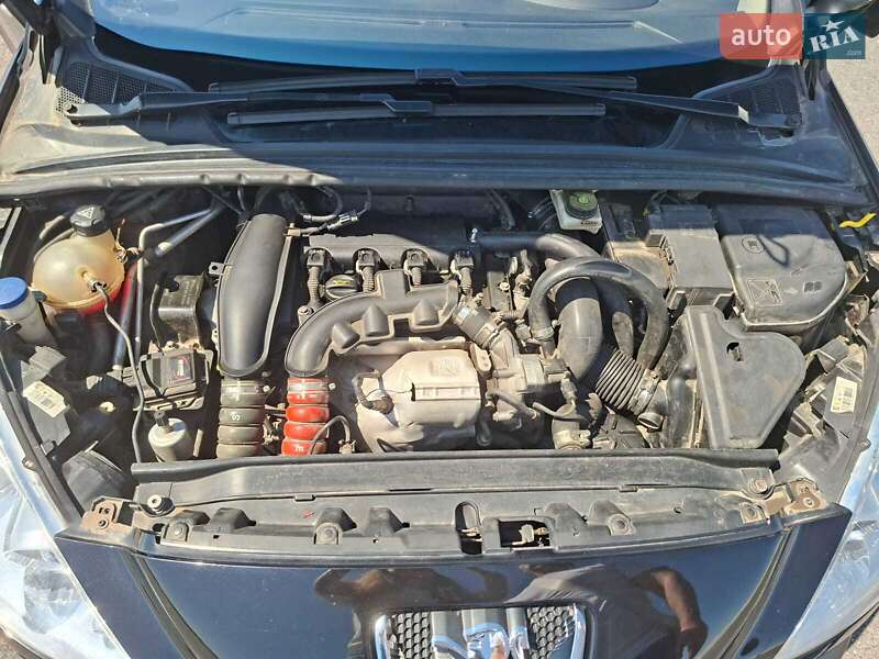 Універсал Peugeot 308 2010 в Львові