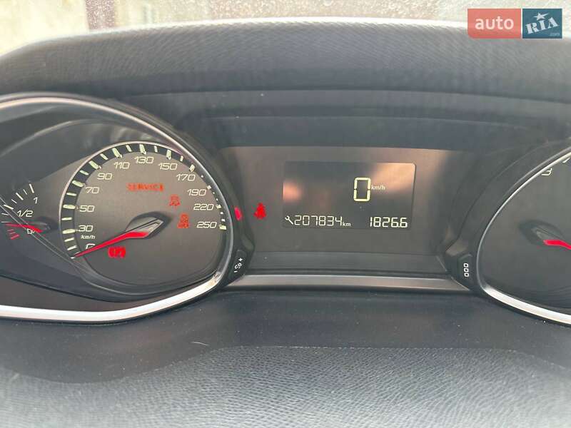 Универсал Peugeot 308 2014 в Тернополе