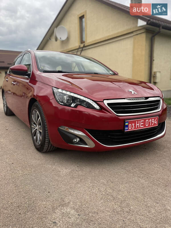 Универсал Peugeot 308 2015 в Луцке