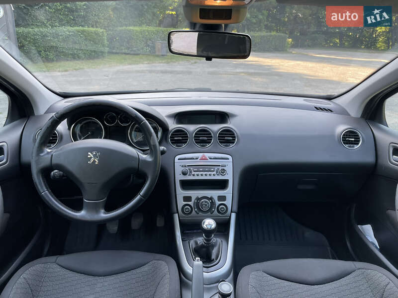 Универсал Peugeot 308 2010 в Львове фото 15 Универсал Peugeot 308 2010 в Львове