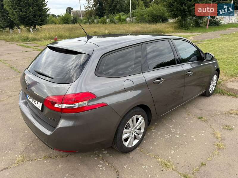 Універсал Peugeot 308 2016 в Ладижині
