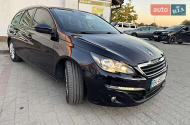 Універсал Peugeot 308 2015 в Бродах