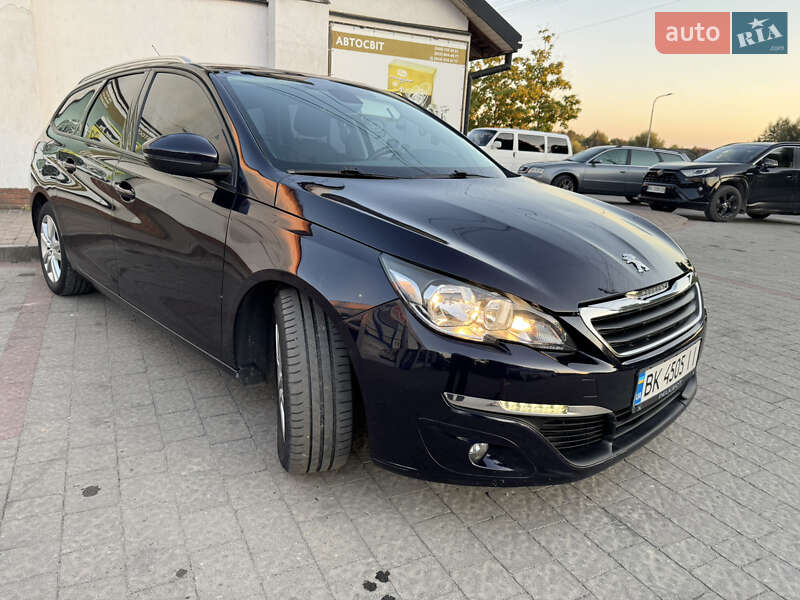 Peugeot 308 2015