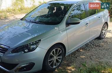 Универсал Peugeot 308 2015 в Днепре