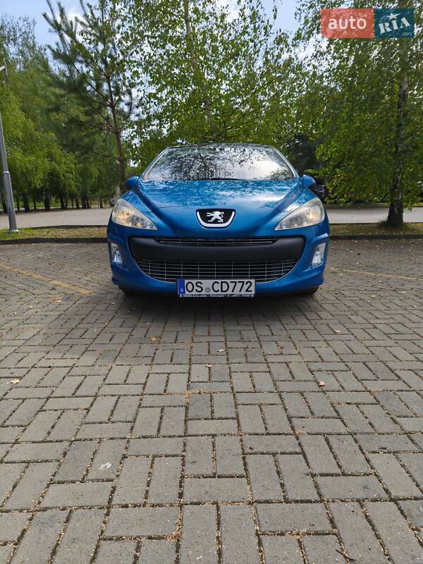 Хетчбек Peugeot 308 2008 в Дрогобичі