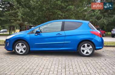 Хэтчбек Peugeot 308 2008 в 