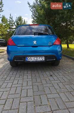 Хэтчбек Peugeot 308 2008 в 