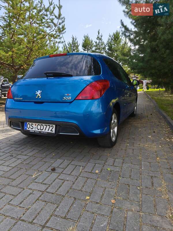 Хетчбек Peugeot 308 2008 в Дрогобичі