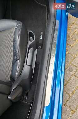 Хэтчбек Peugeot 308 2008 в 