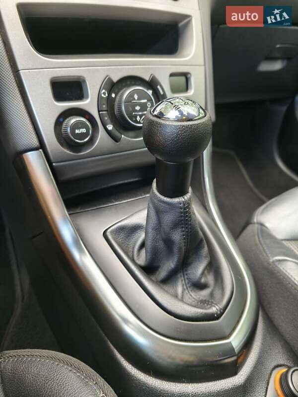 Хетчбек Peugeot 308 2008 в Дрогобичі