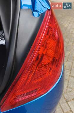 Хэтчбек Peugeot 308 2008 в 
