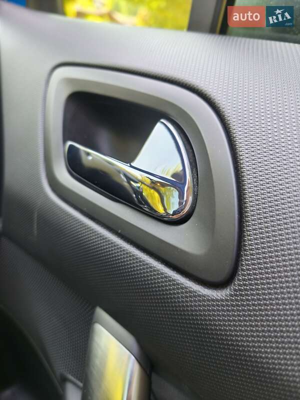 Хетчбек Peugeot 308 2008 в Дрогобичі