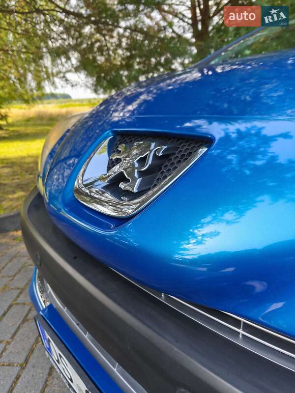 Хетчбек Peugeot 308 2008 в Дрогобичі