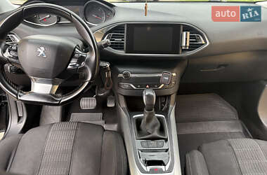 Універсал Peugeot 308 2015 в Львові