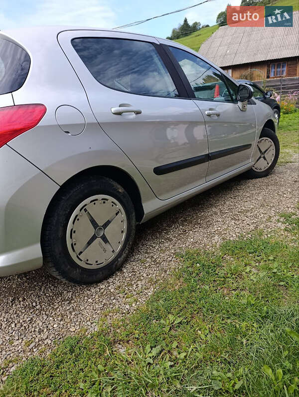 Хетчбек Peugeot 308 2007 в Львові
