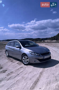 Универсал Peugeot 308 2015 в Львове