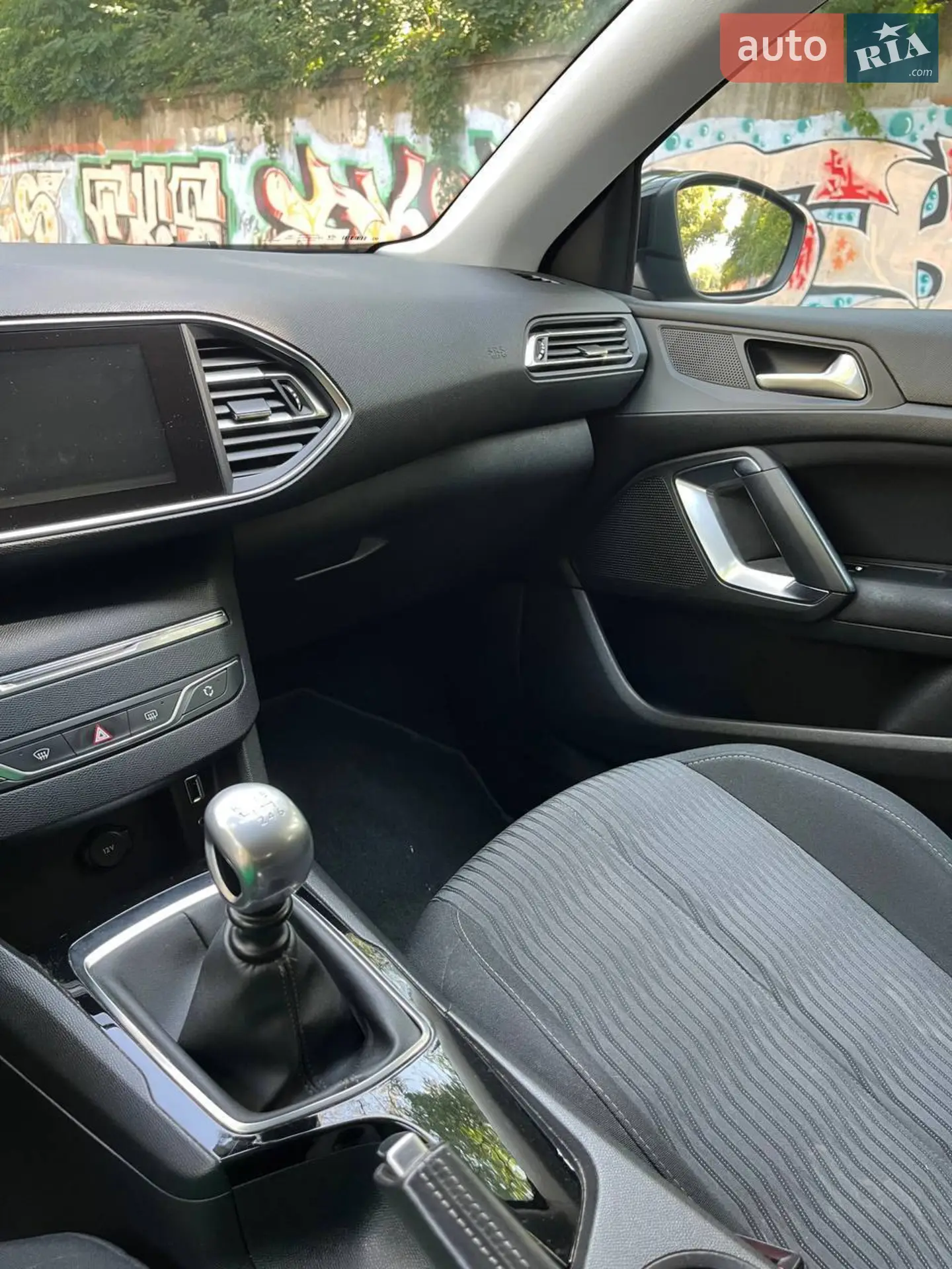 2015 Peugeot 308 - мініатюра 13