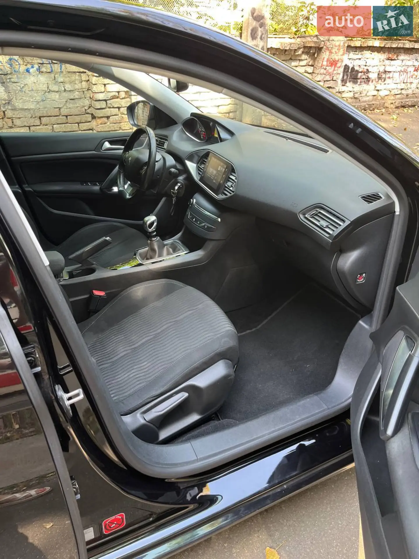 2015 Peugeot 308 - мініатюра 16