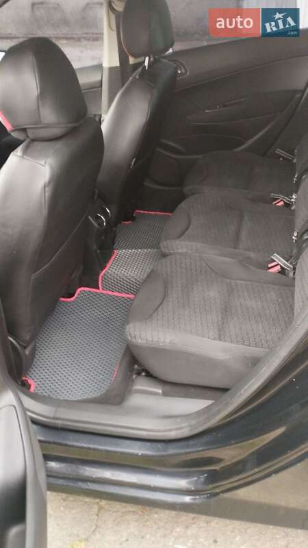 Універсал Peugeot 308 2008 в Чернівцях