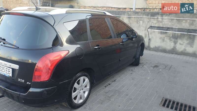 Універсал Peugeot 308 2008 в Чернівцях