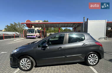 Хетчбек Peugeot 308 2013 в Львові