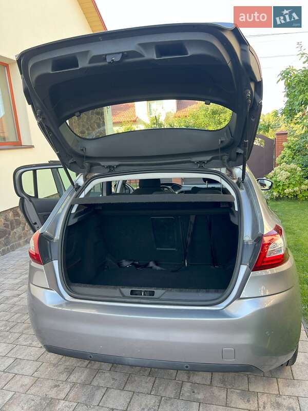 Хетчбек Peugeot 308 2017 в Львові фото 9 Хетчбек Peugeot 308 2017 в Львові