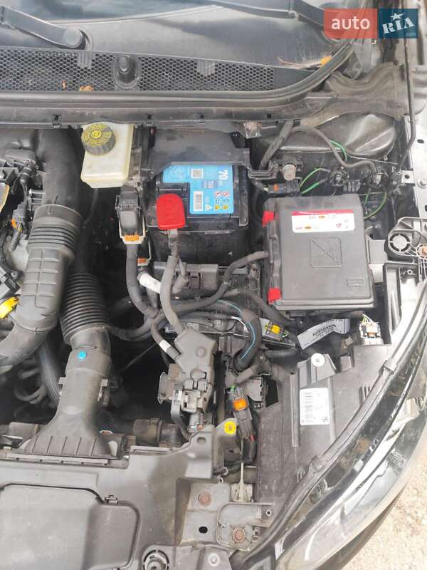 Универсал Peugeot 308 2015 в Овруче фото 8 Универсал Peugeot 308 2015 в Овруче