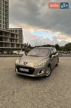 Универсал Peugeot 308 2012 в Львове