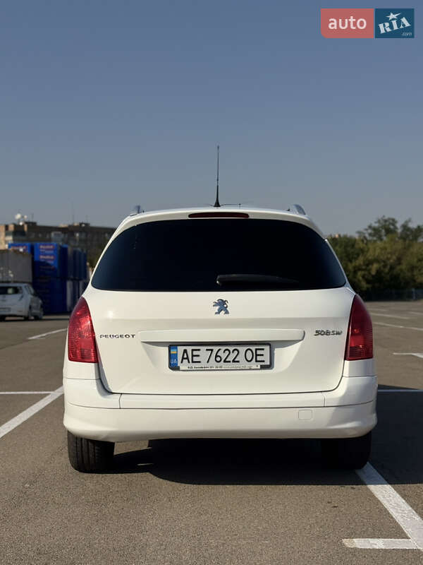 Хэтчбек Peugeot 308 2012 в Кривом Роге