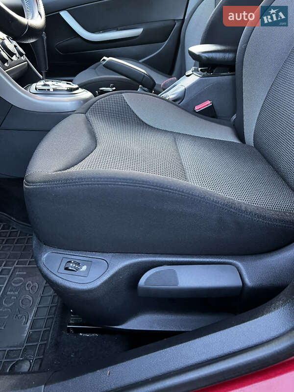 Хетчбек Peugeot 308 2010 в Василькові