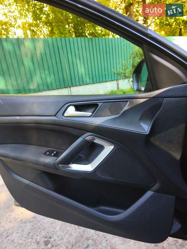 Універсал Peugeot 308 2015 в Миргороді