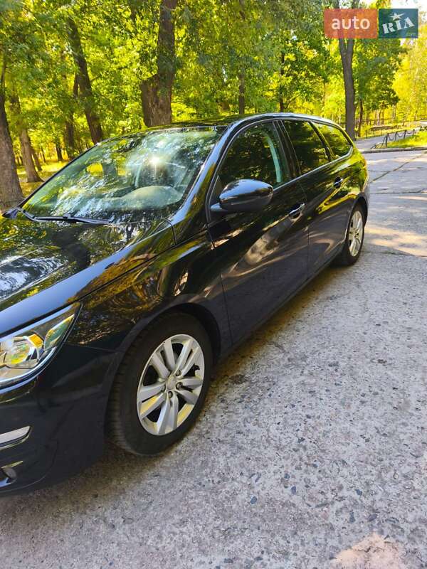 Універсал Peugeot 308 2015 в Миргороді