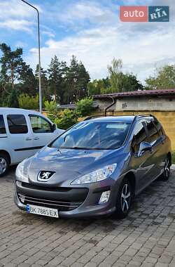 Універсал Peugeot 308 2010 в Рівному