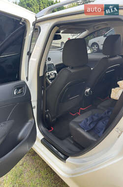 Универсал Peugeot 308 2011 в 