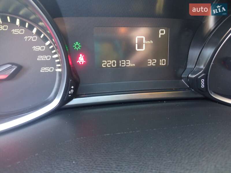 Універсал Peugeot 308 2018 в Львові