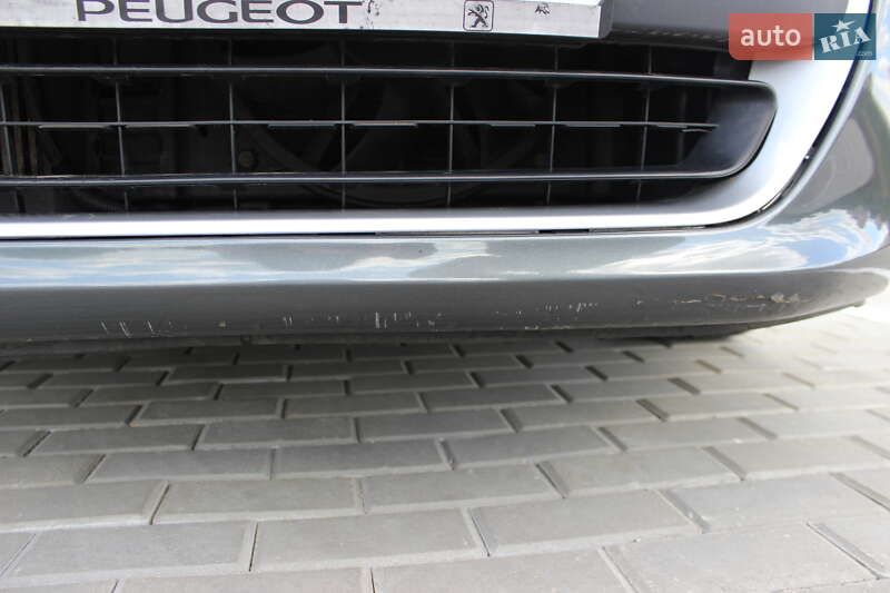 Хетчбек Peugeot 308 2012 в Смоліному