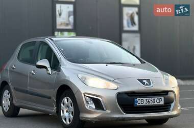 Хетчбек Peugeot 308 2011 в Києві